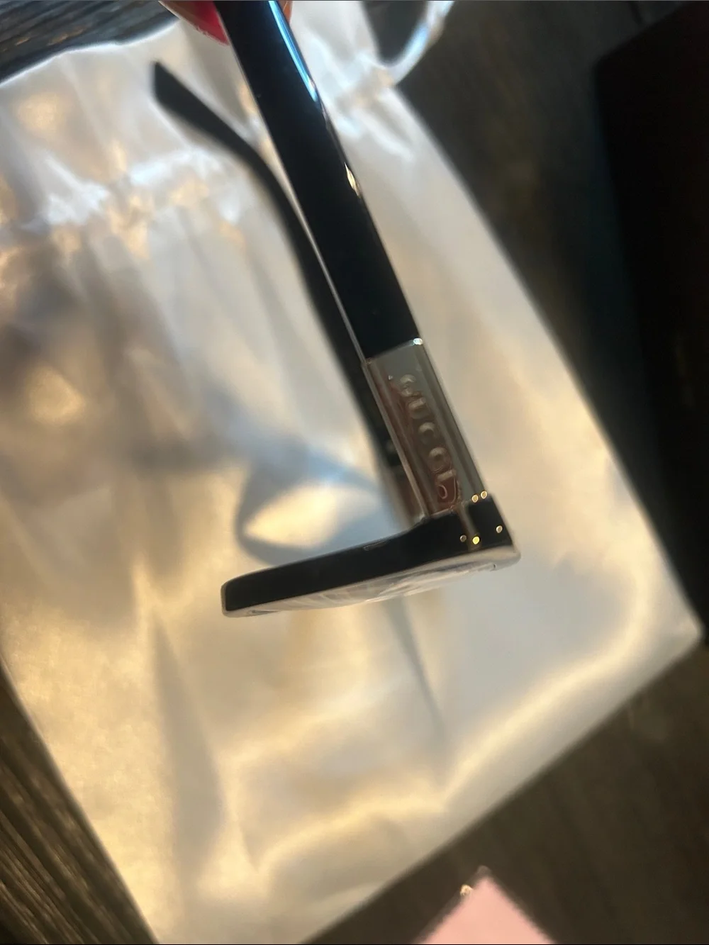 Gucci Black Rectangular Acetate Glasses eye mask and pouch - Picture 4 of 10